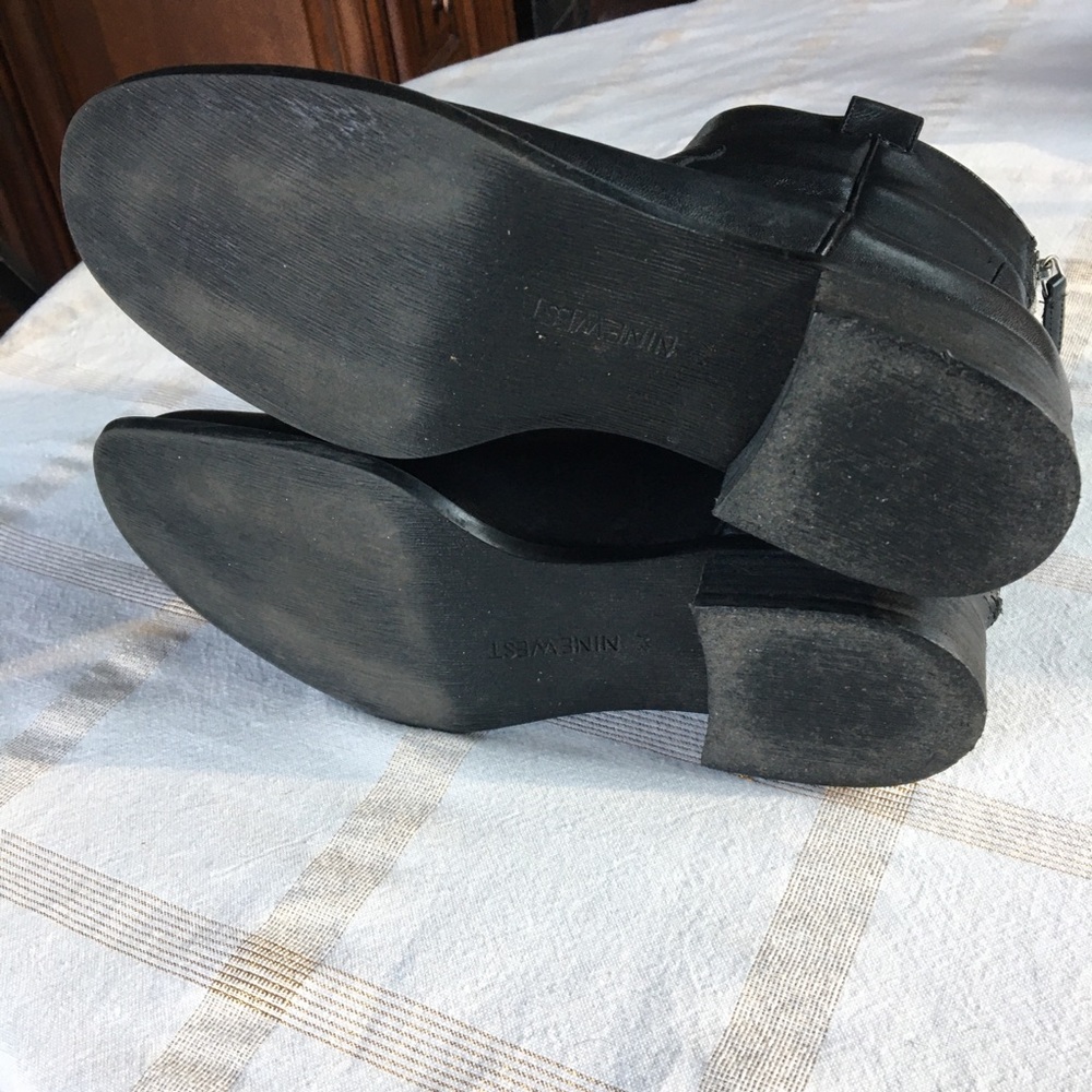 8M BLACK LEATHER BACK ZIPPER BOOTS - Picture 5 of 8